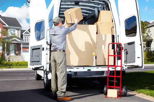 Flexible man and van transport solution for Finsbury Park moves