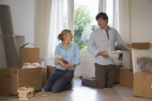 Preparation checklist and moving support for customers in Finsbury Park